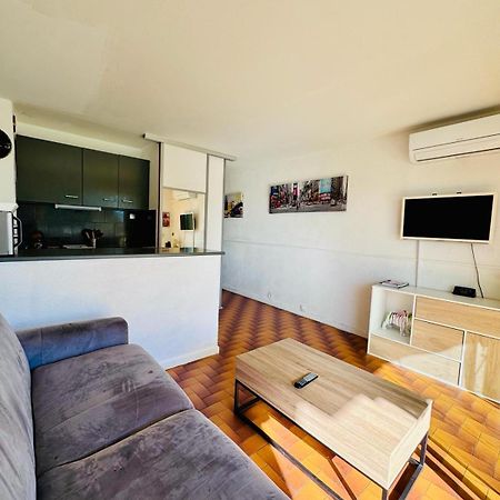 Beau Studio Climatise Face A La Mer La Ciotat Exterior photo